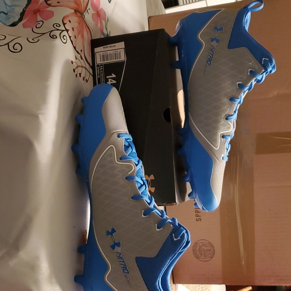 Football cleats